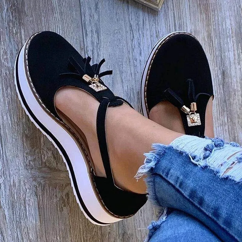 Vella™ - Tassel Platform Flats