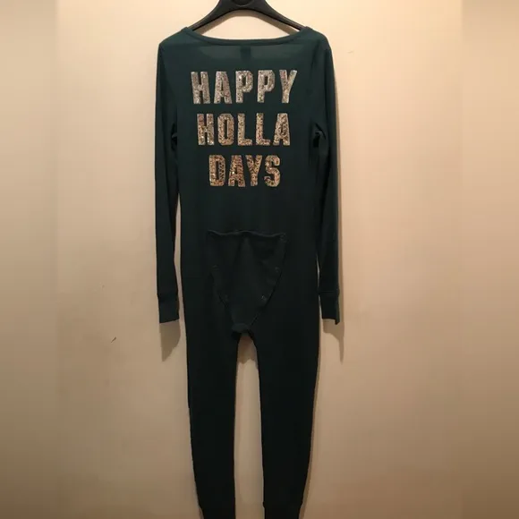 Victoria’s Secret PINK Green Happy Holla Days Pajama One Piece Sleepwear L
