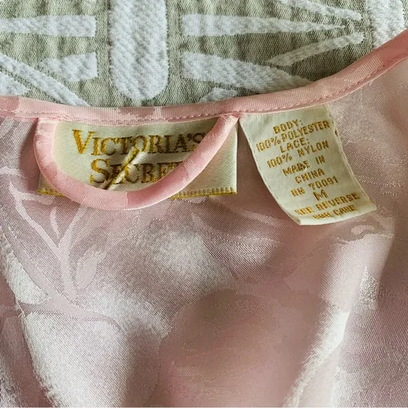 Victoria's Secret Sleepwear Women Medium Pink Ivory Robe NegligeeGold Label Vint