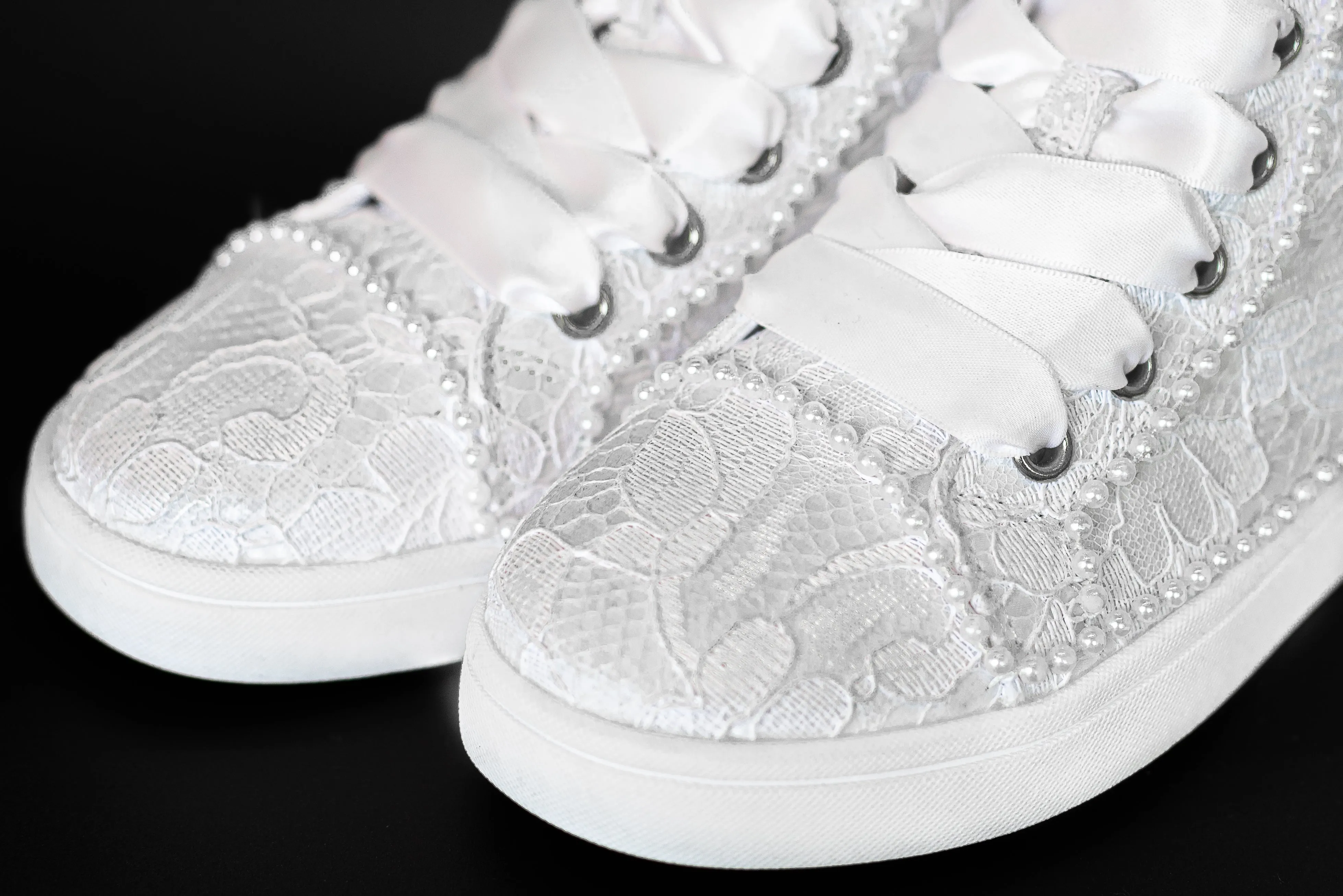 White Communion High Top Sneaker- Raya