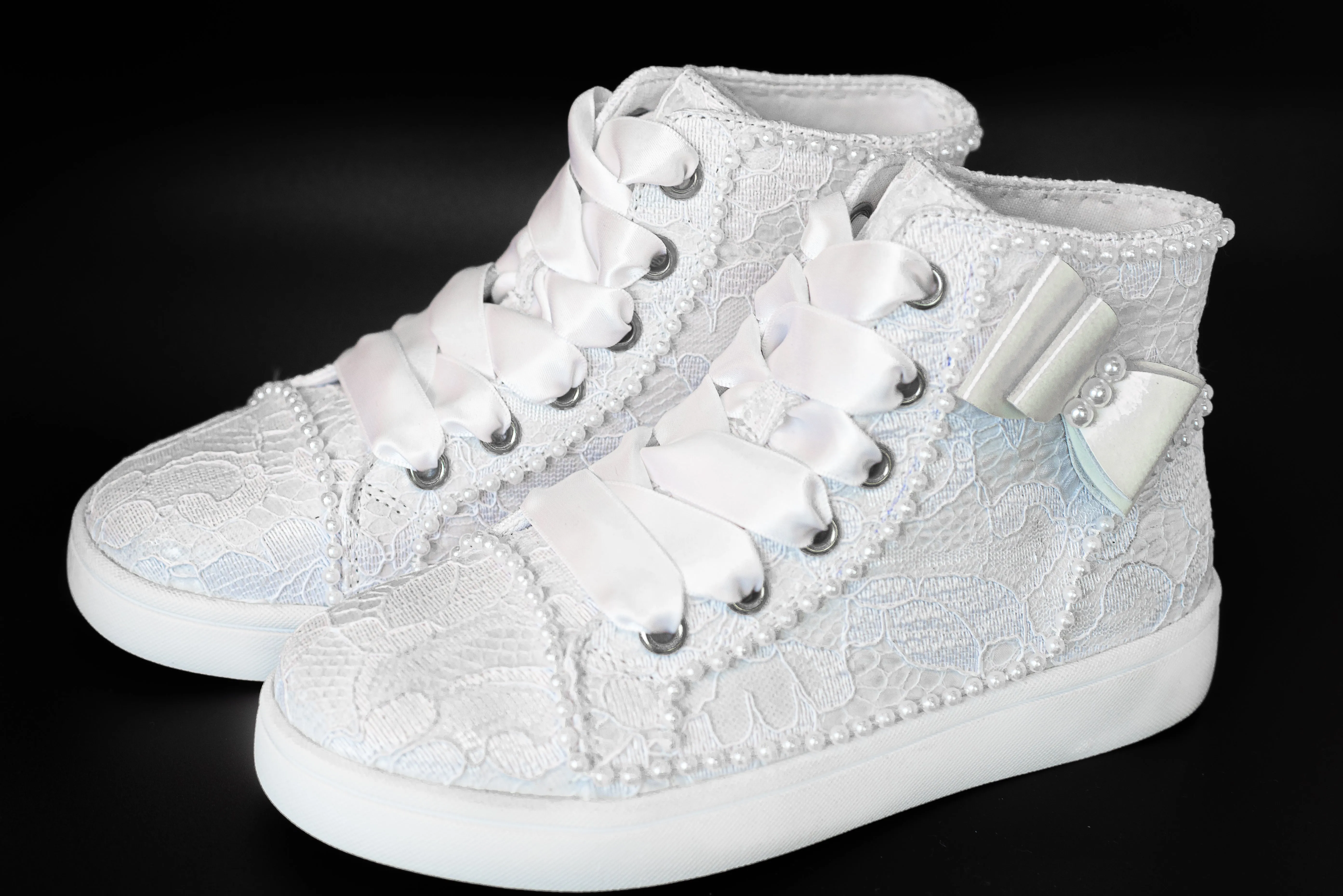 White Communion High Top Sneaker- Raya