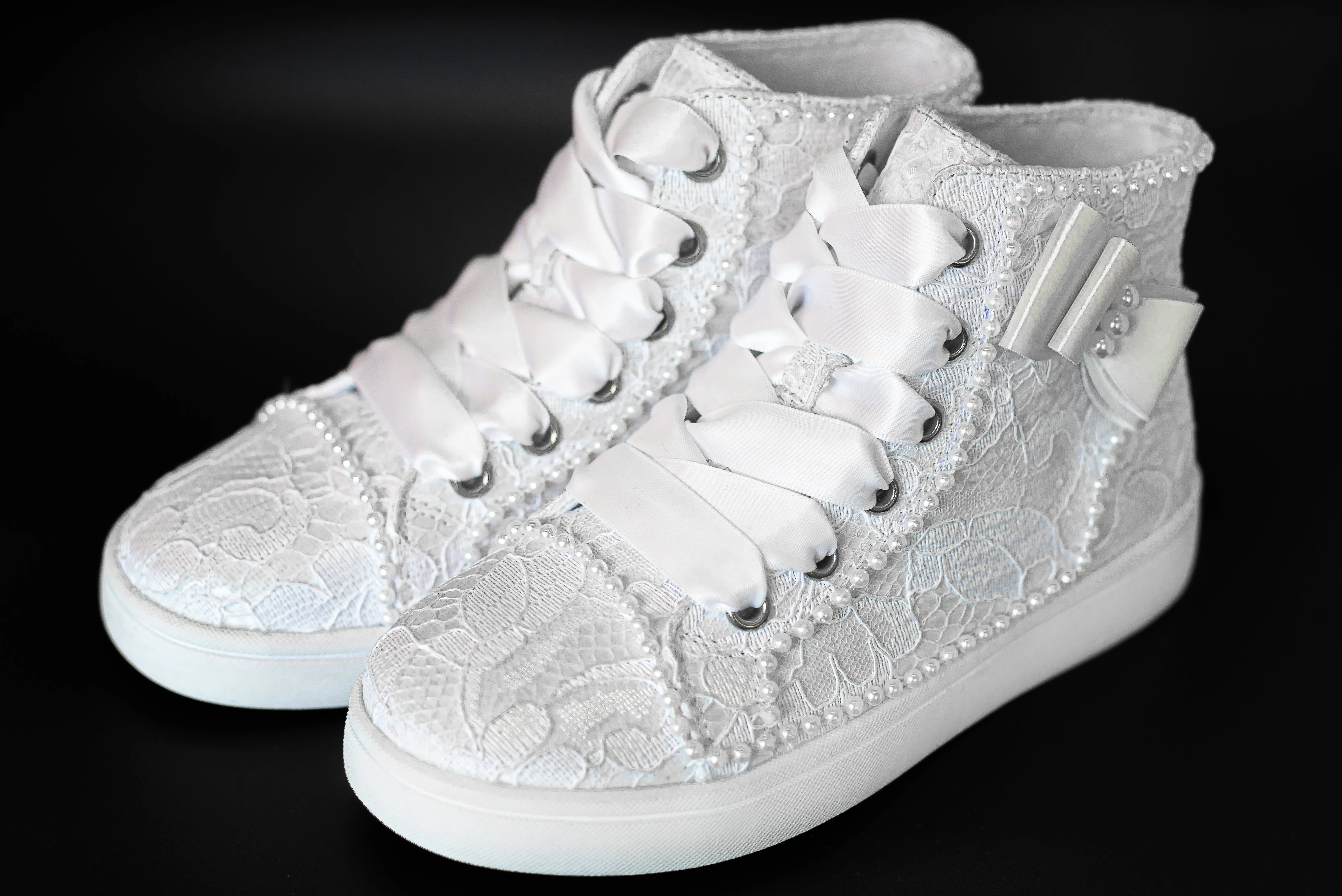 White Communion High Top Sneaker- Raya