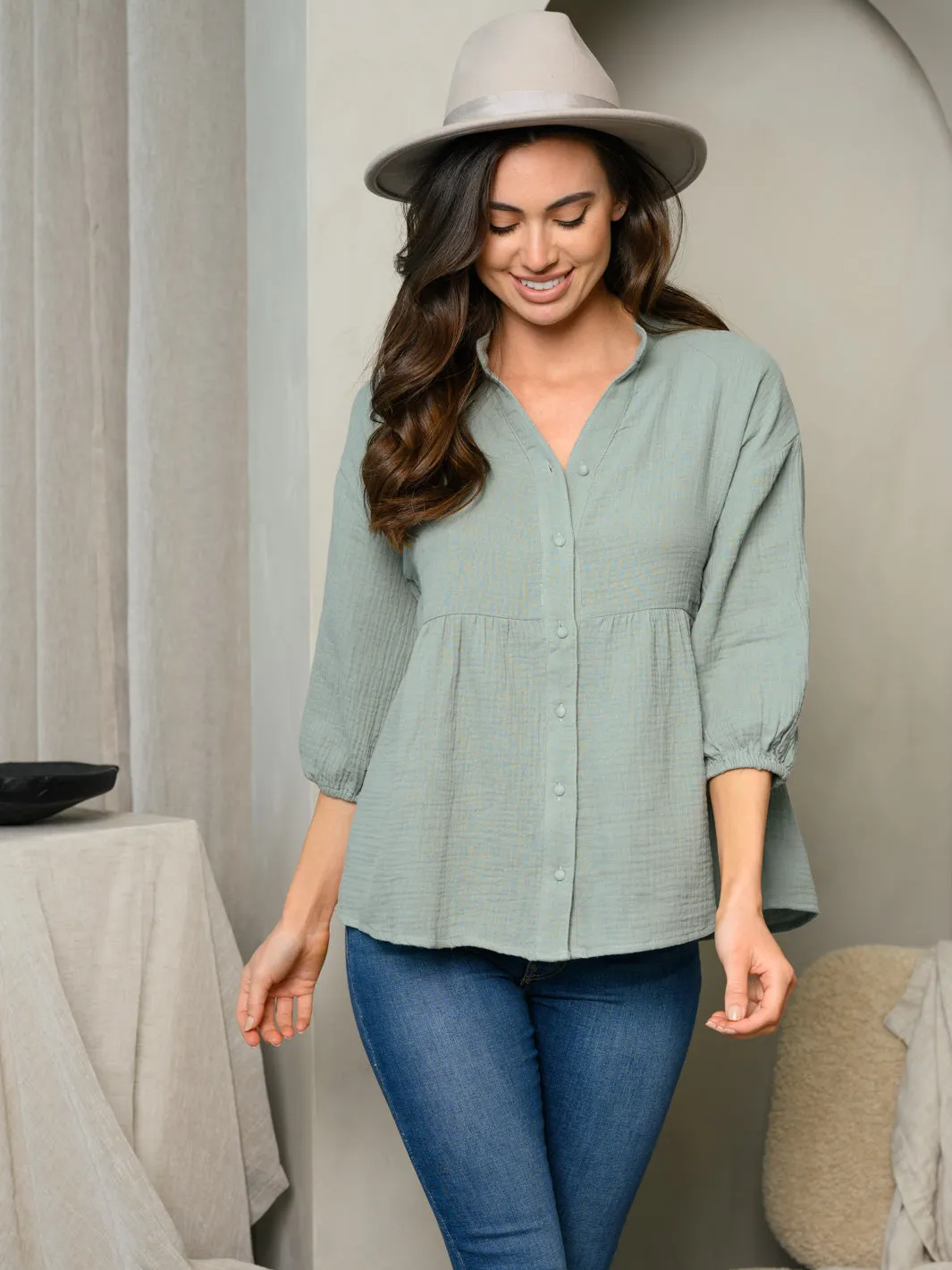 WOMEN'S 3/4 PUFF SLEEVE BUTTON FRONT TOP