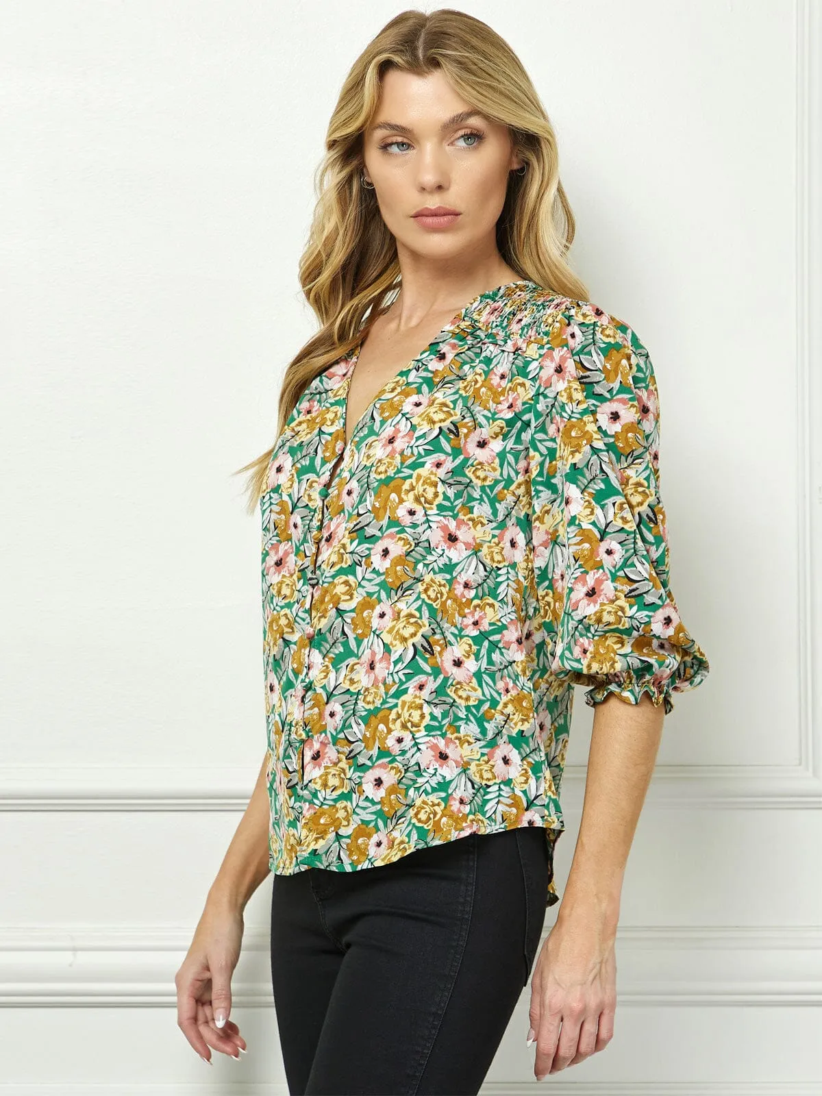 WOMEN'S 3/4 SLEEVE BUTTON CLOSURE FLORAL BLOUSE TOP