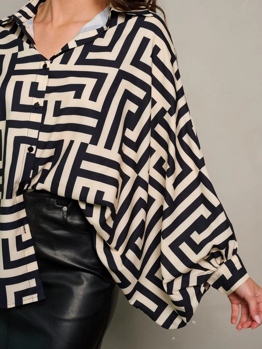 WOMEN'S LONG DRAPE SLEEVE BUTTON UP PRINTED BLOUSE TOP