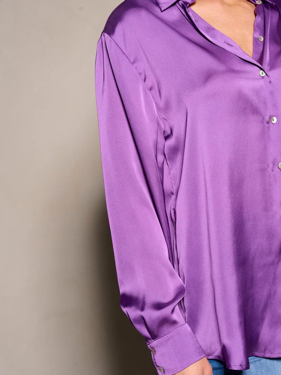 WOMEN'S LONG SLEEVE BUTTON CLOSURE SATIN BLOUSE TOP