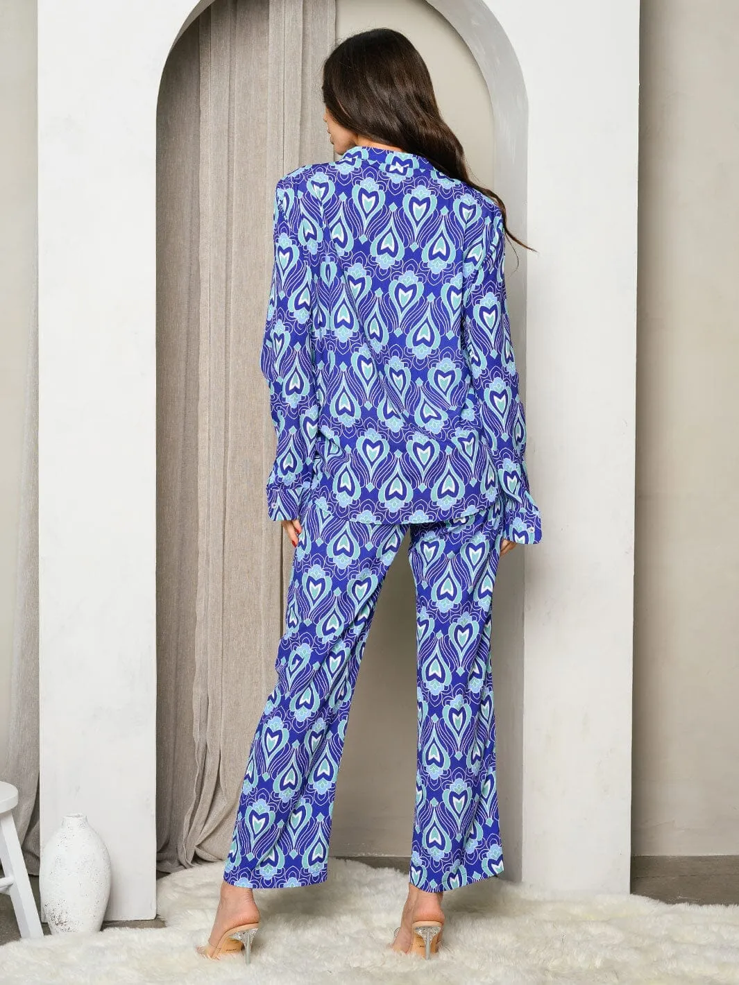 WOMEN'S LONG SLEEVE BUTTON UP PRINT TOP