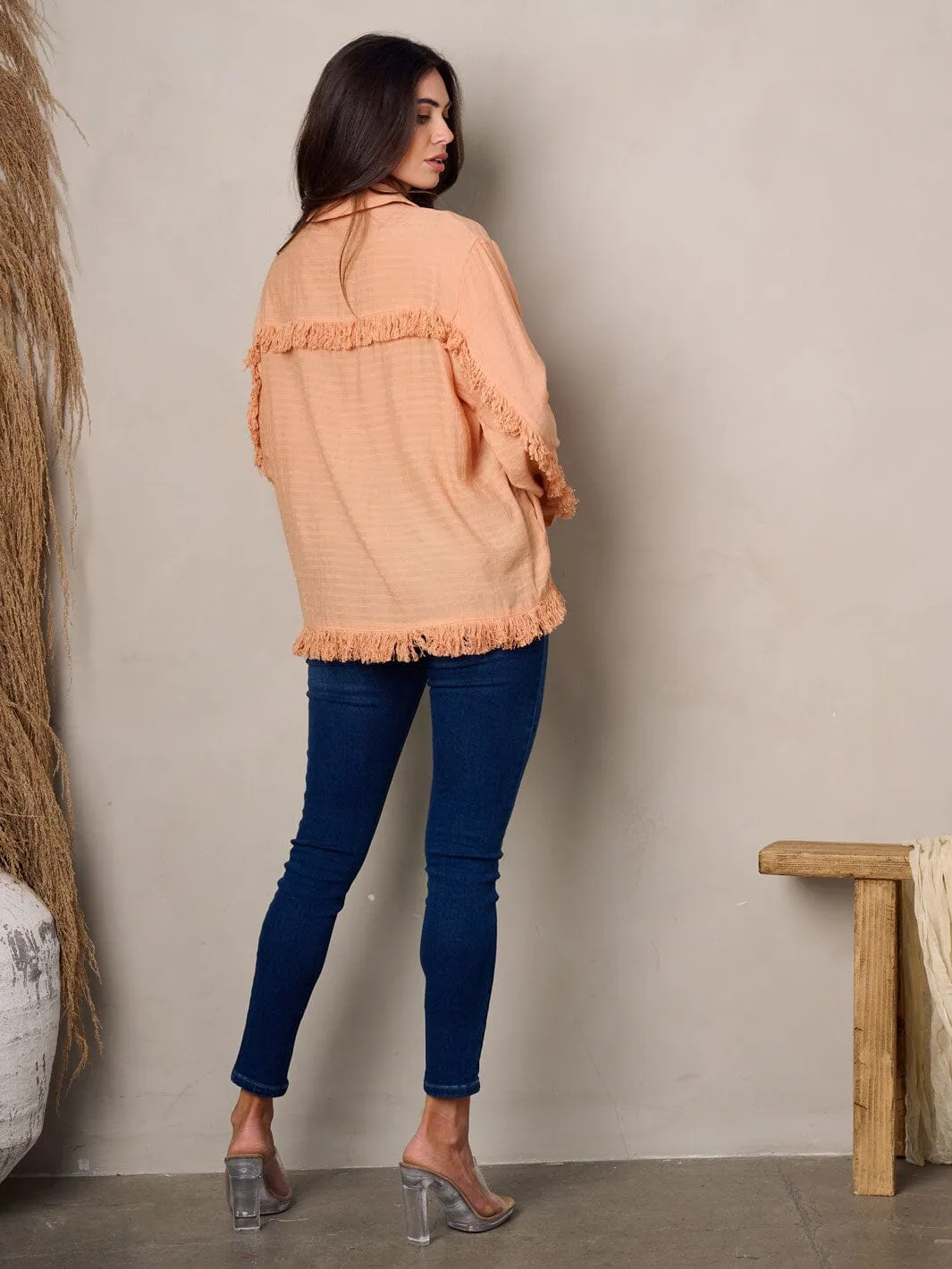 WOMEN'S LONG SLEEVE BUTTON UP RAW BOTTOM HEM TOP