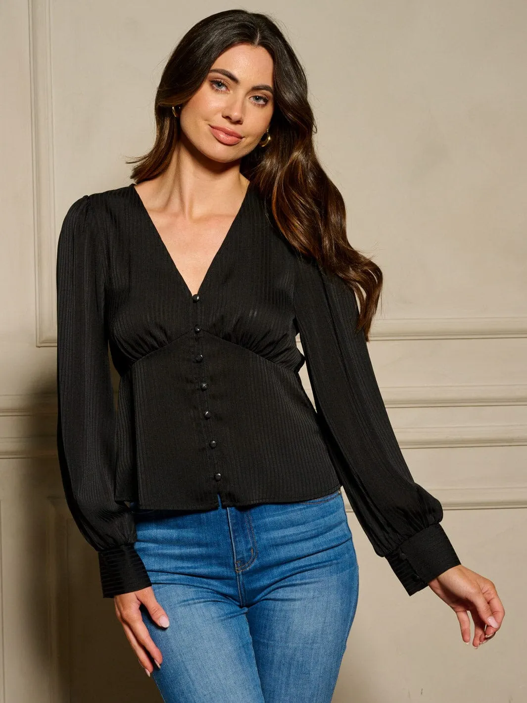 WOMEN'S LONG SLEEVE BUTTON UP V-NECK BLOUSE