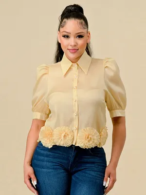 WOMEN'S SHORT PUFF SLEEVES BUTTON UP FLOWER TRIM BLOUSE