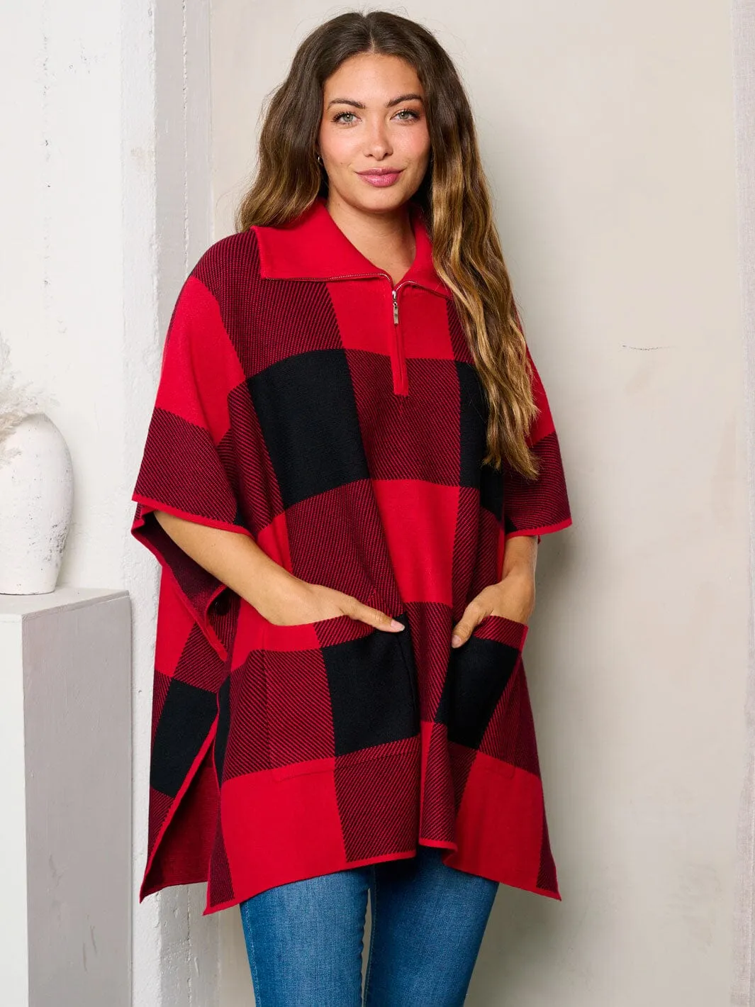 WOMEN'S SHORT SLEEVE POCKETS CHECKERS PRINT ZIP UP PONCHO